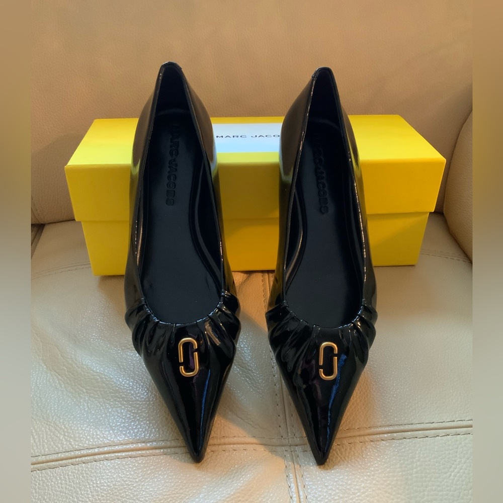 NWT Marc Jacobs The Ali Ballerina Black Patent Leather Flat shoes Sz 8